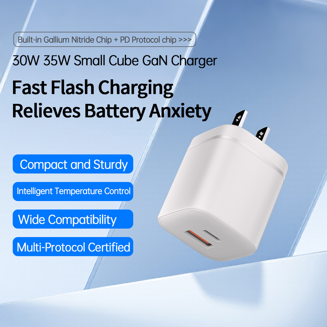 30W Dual Ports GaN Fast Charger EU CE Adapter Mobile Phone & Laptop Charger Small for Travel Charger